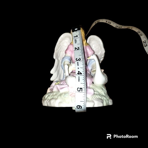 Antique Sankyo Porcelain Angel and Birds Music Box Figurine - Picture 8 of 9